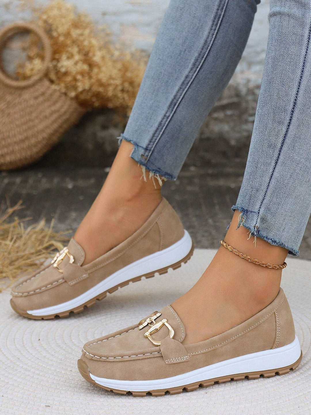 Kiara™ – Flat Buckle Loafers for Timeless Elegance