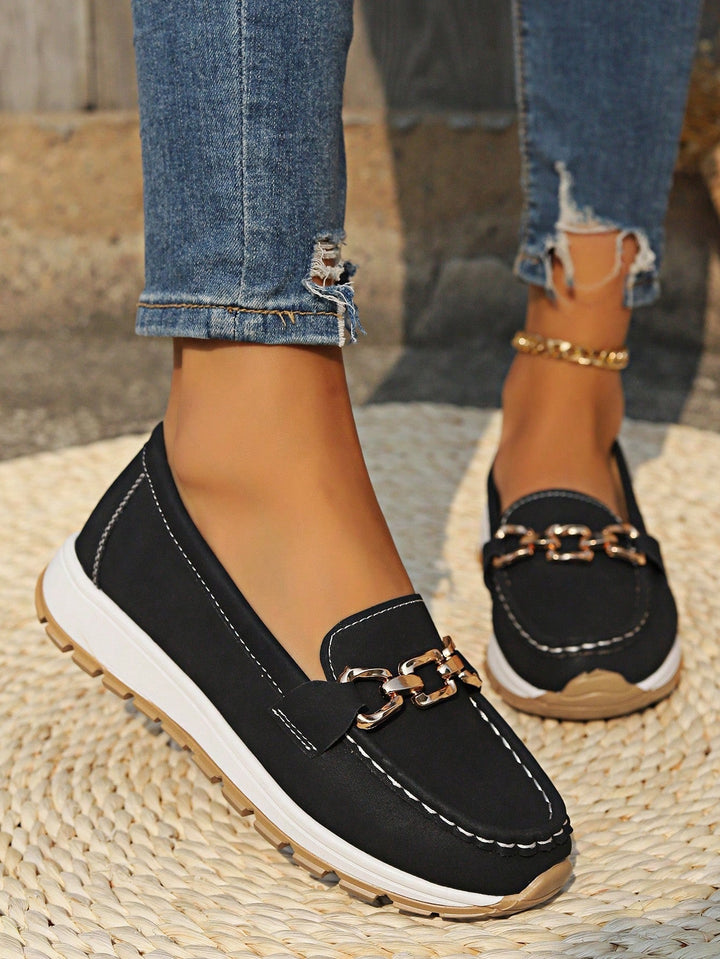 Kiara™ – Flat Buckle Loafers for Timeless Elegance