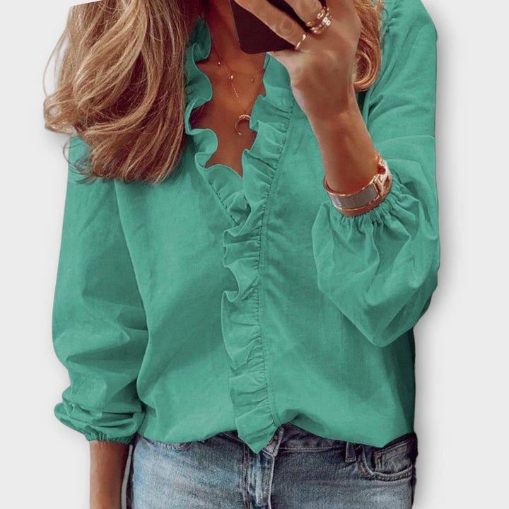 Victoria | Chic Summer Blouse