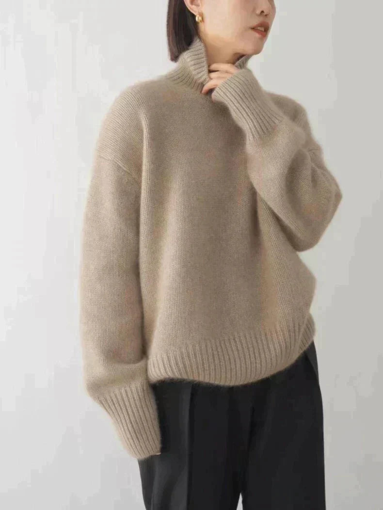 Nora | High Cashmere Collar