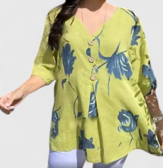 Victoria | Chic Floral Pattern Blouse